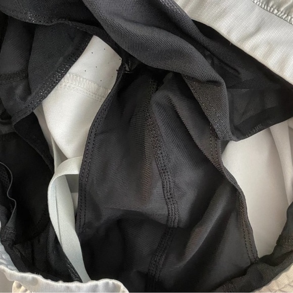 Ten Thousand Distance Shorts Light Gray Athletic Men's Small 5” Lined running - Picture 10 of 11